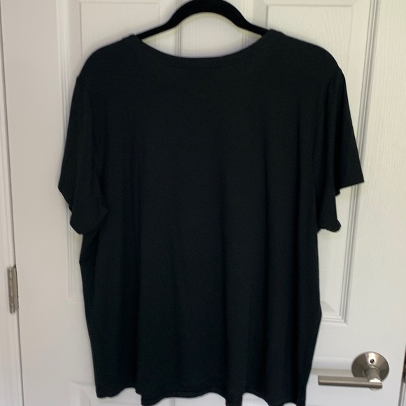 J jill wearever collection black short sleeved v-neck t-shirt size XL - Picture 3 of 7